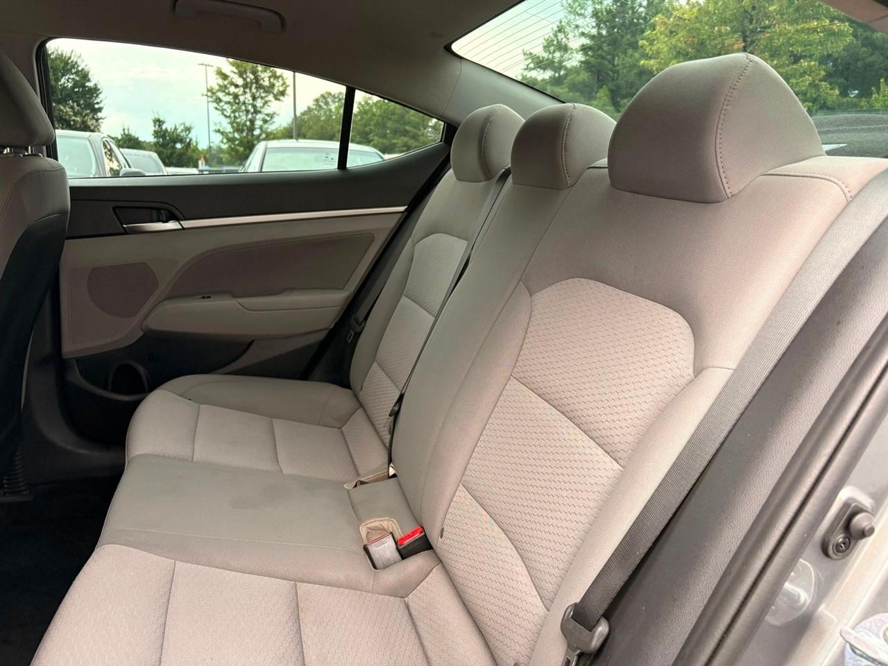 Hyundai Elantra  2019