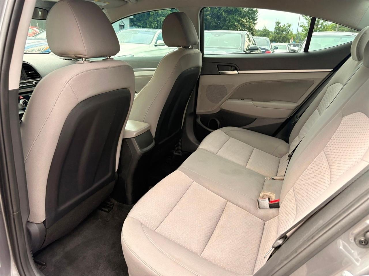 Hyundai Elantra  2019