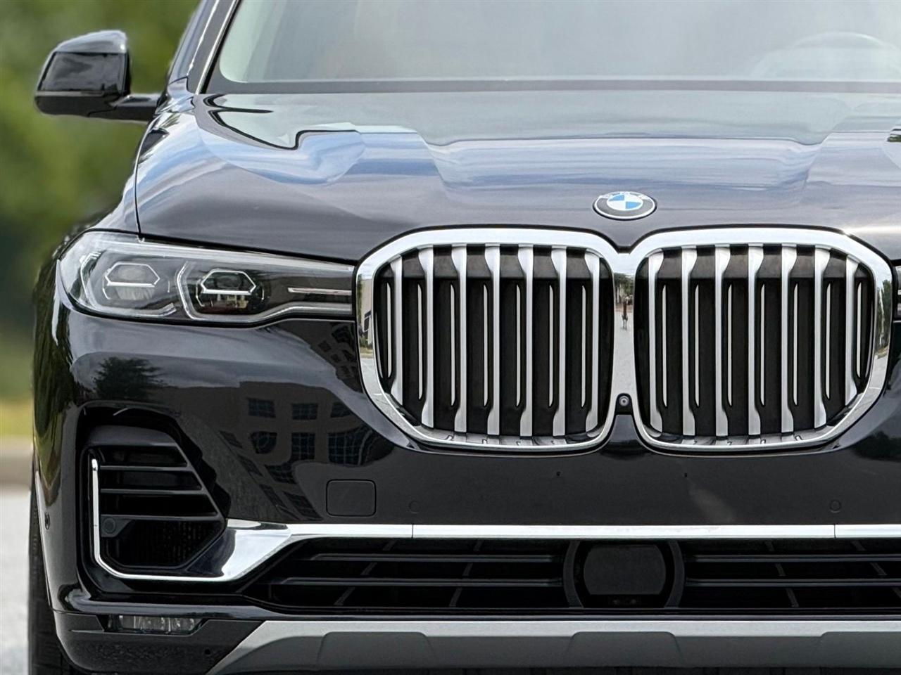 BMW X7  2019
