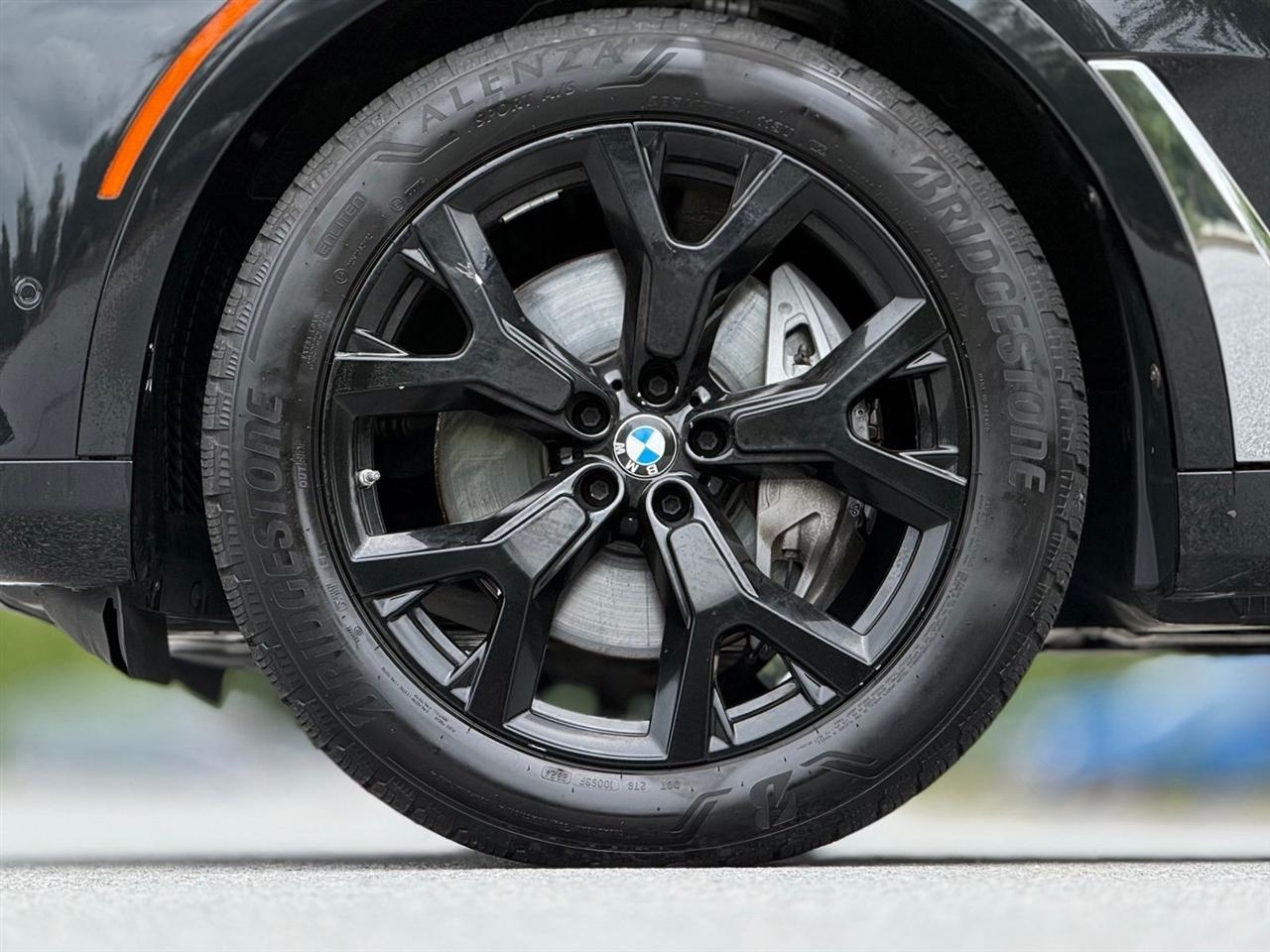 BMW X7  2019