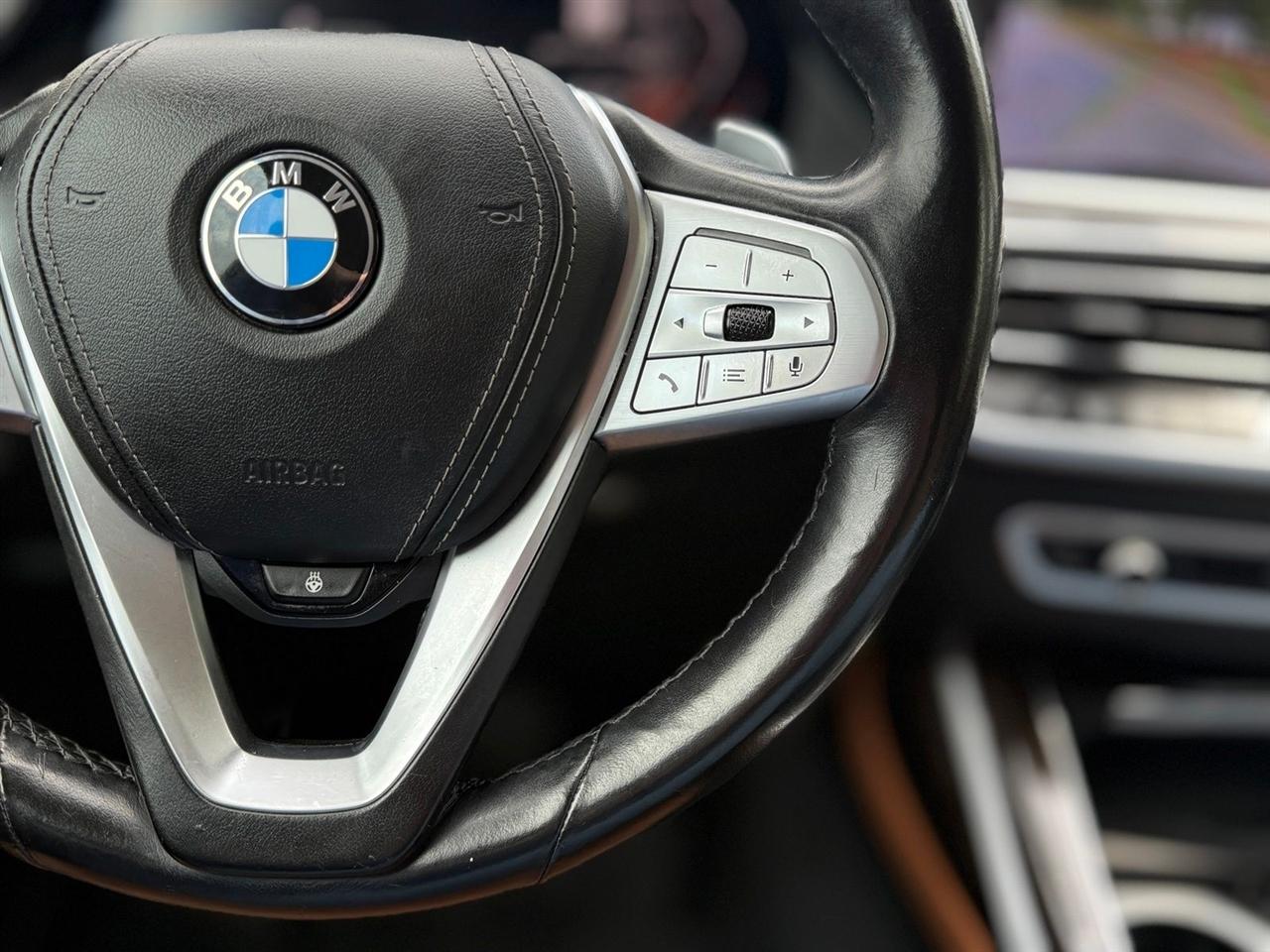 BMW X7  2019