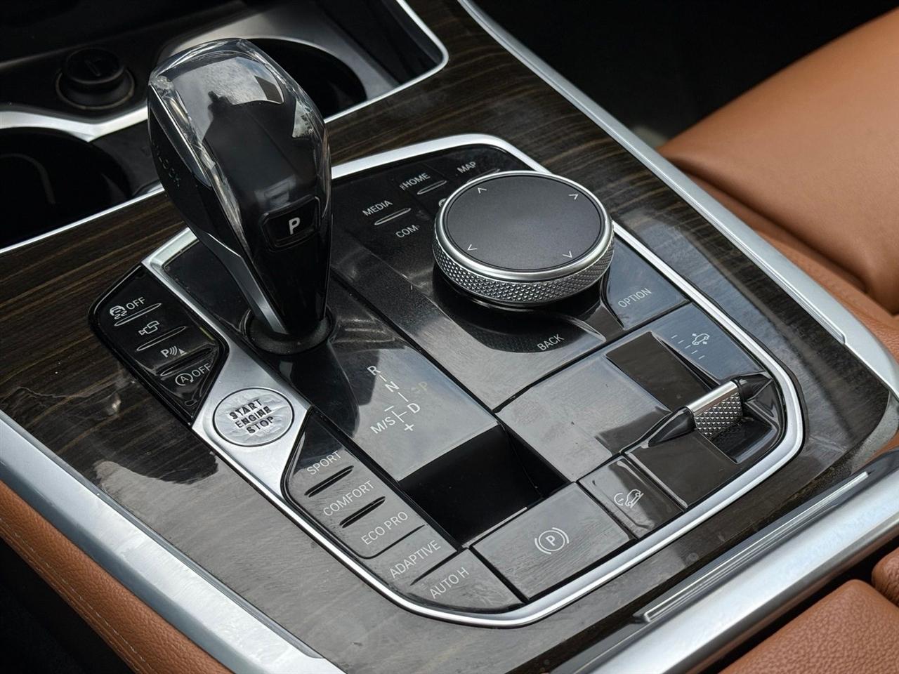BMW X7  2019