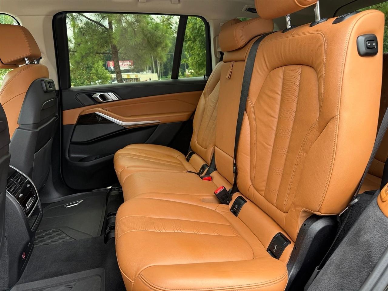 BMW X7  2019