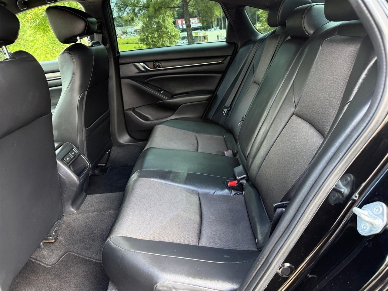 Honda Accord Sedan  2022