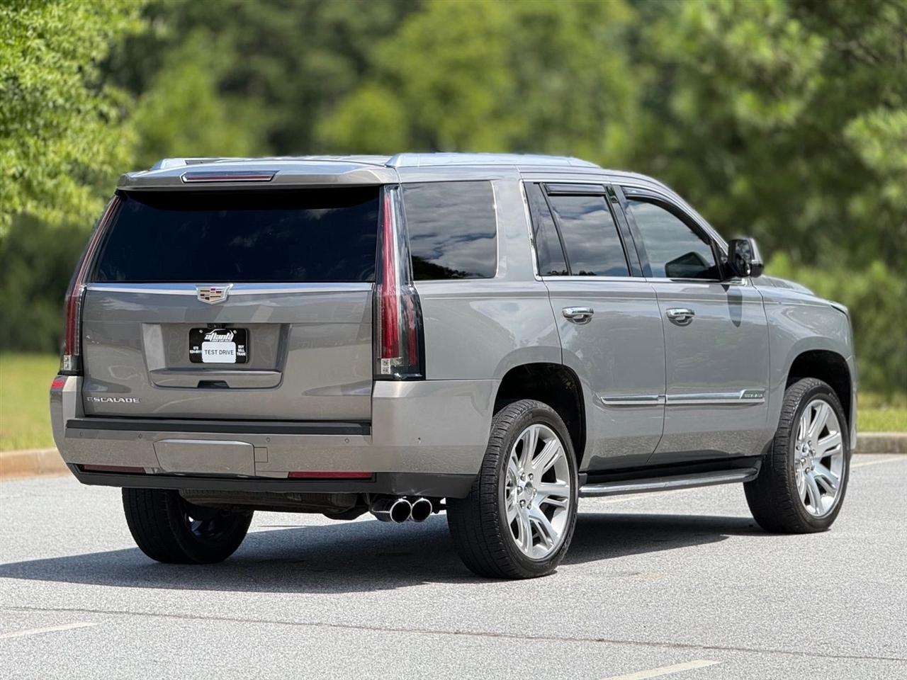Cadillac Escalade  2017