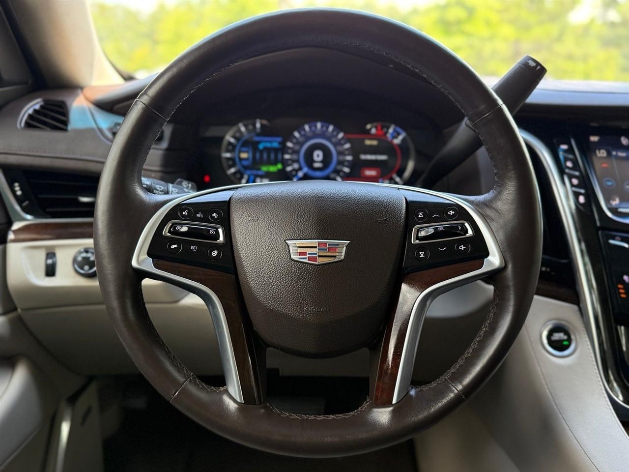 Cadillac Escalade  2017
