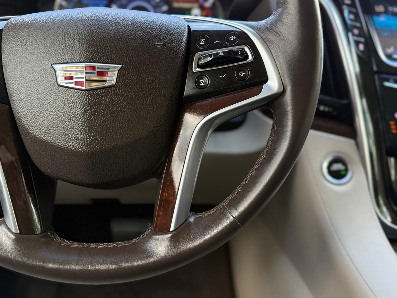 Cadillac Escalade  2017