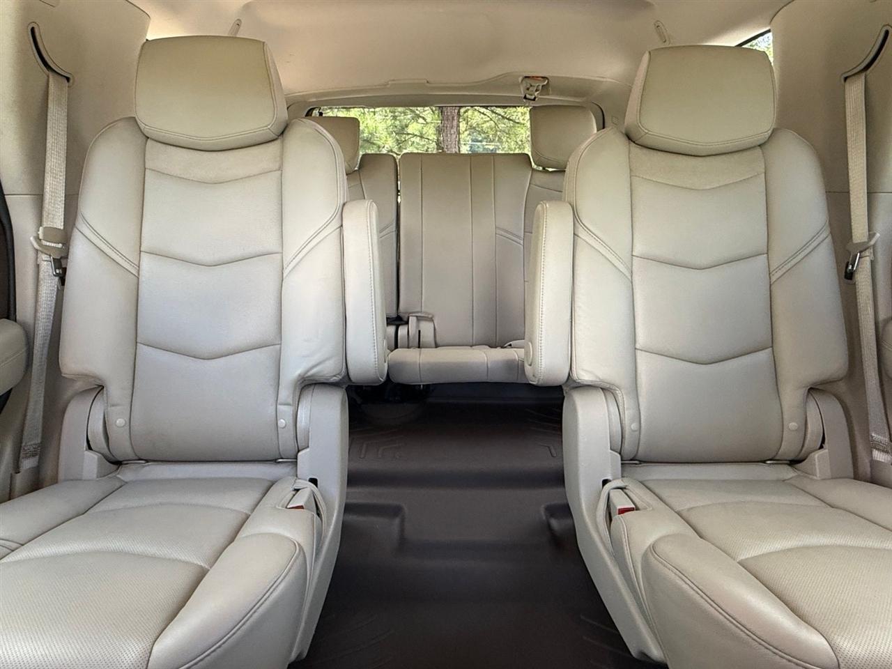 Cadillac Escalade  2017