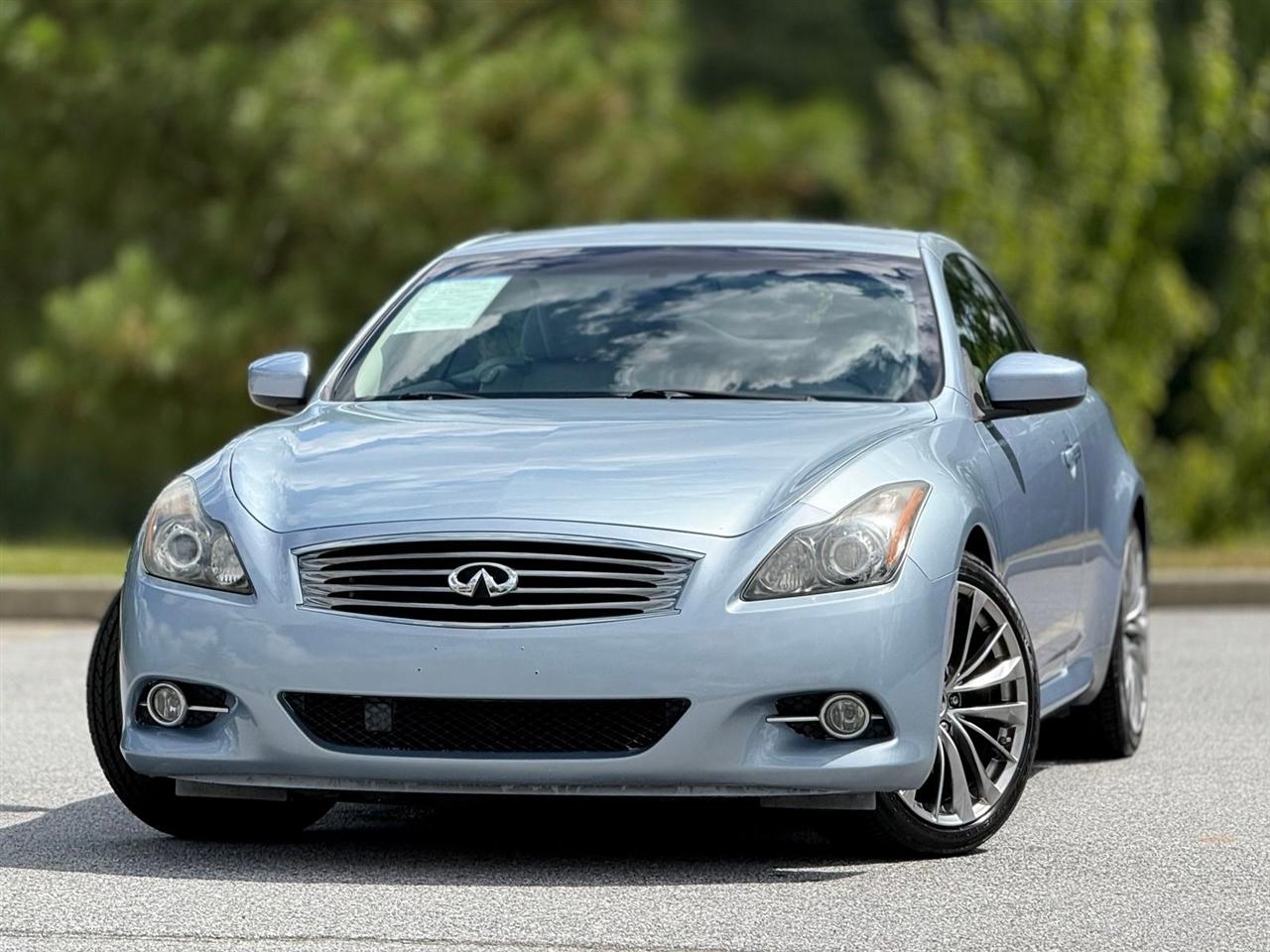 Infiniti G37 Convertible  2012