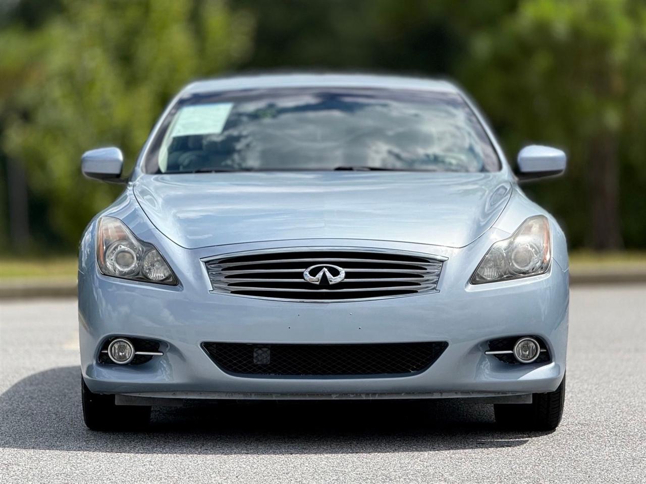 Infiniti G37 Convertible  2012