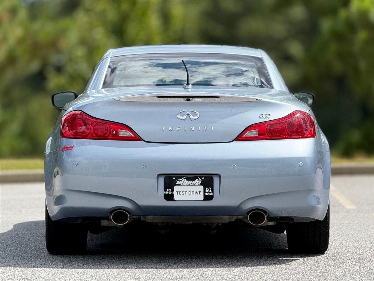Infiniti G37 Convertible  2012