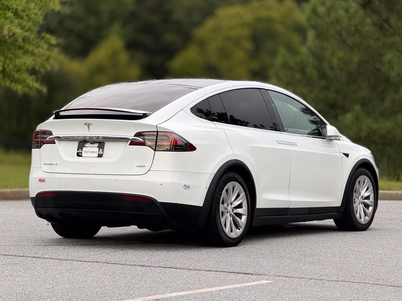 Tesla Model X  2018