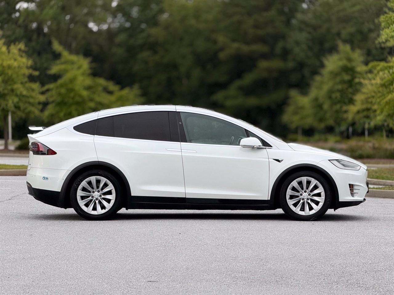 Tesla Model X  2018