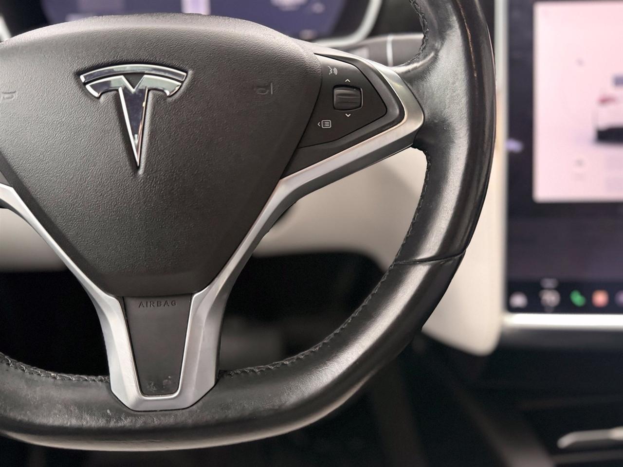 Tesla Model X  2018
