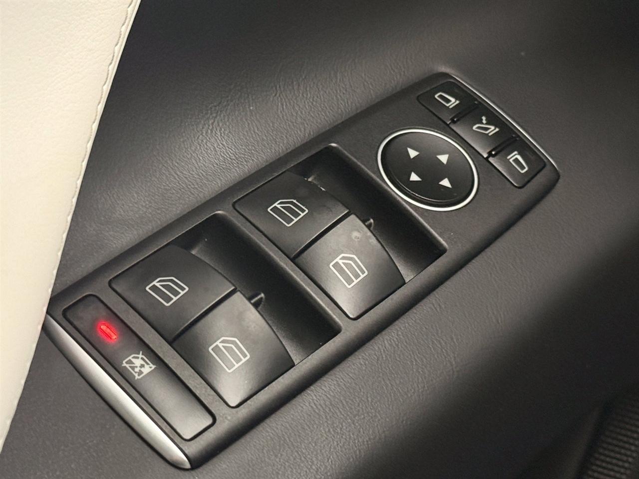 Tesla Model X  2018