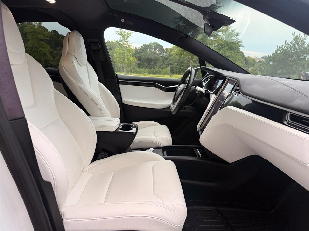 Tesla Model X  2018