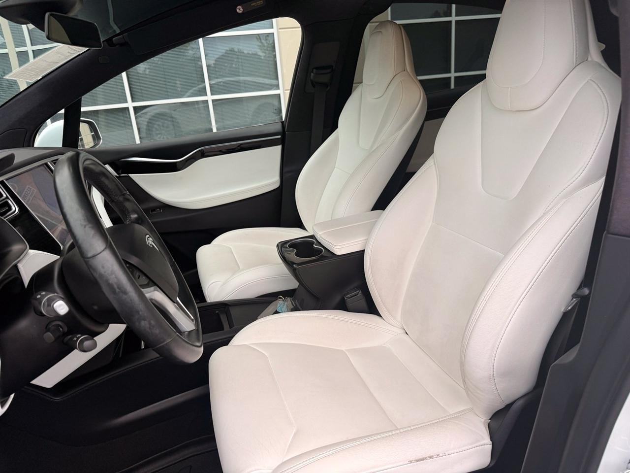 Tesla Model X  2018