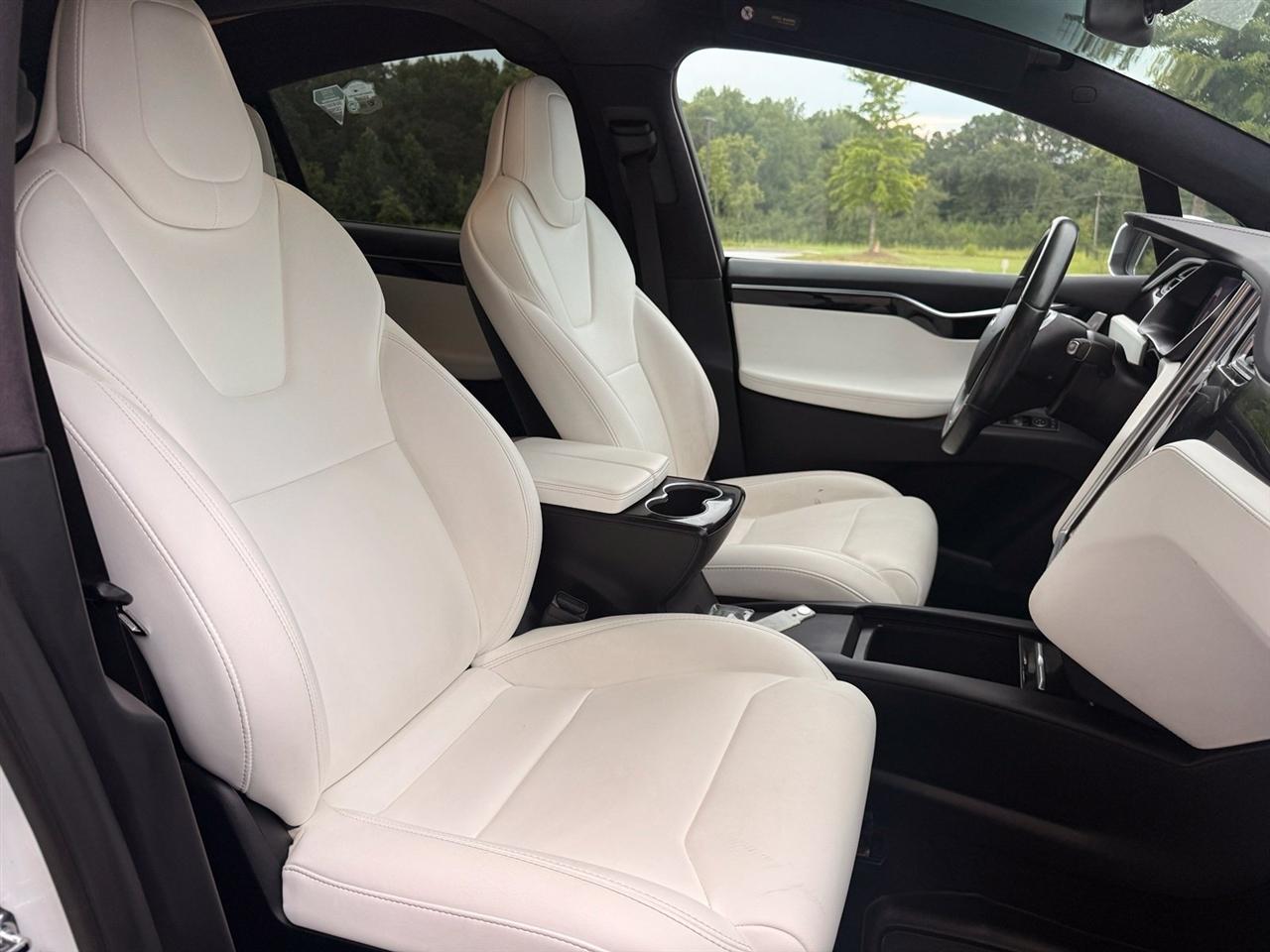 Tesla Model X  2018