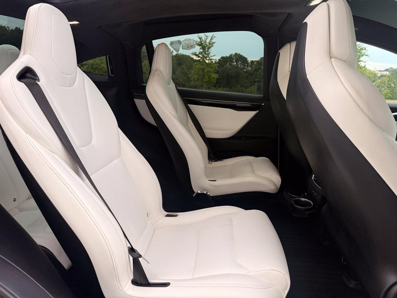Tesla Model X  2018