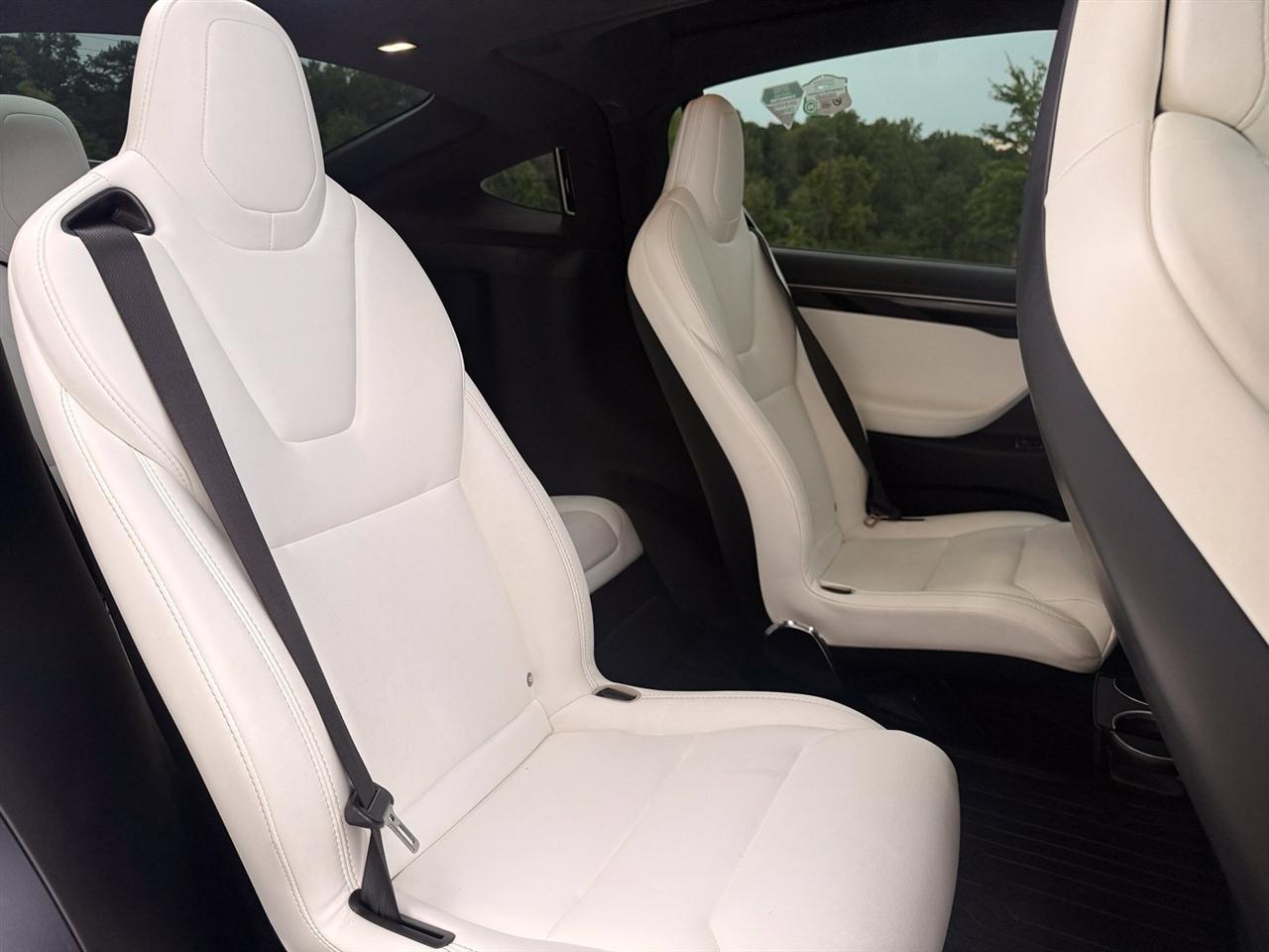 Tesla Model X  2018
