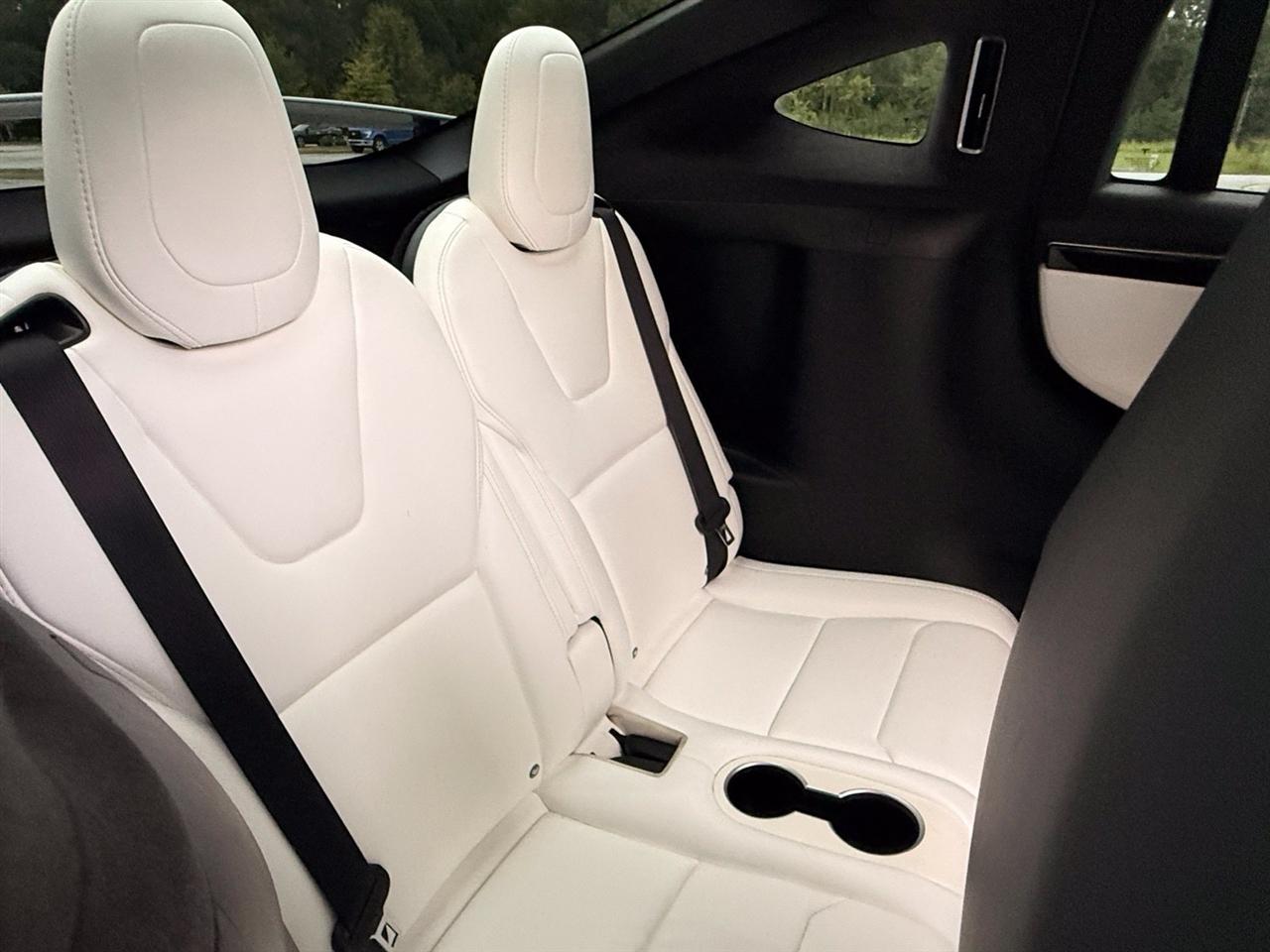 Tesla Model X  2018