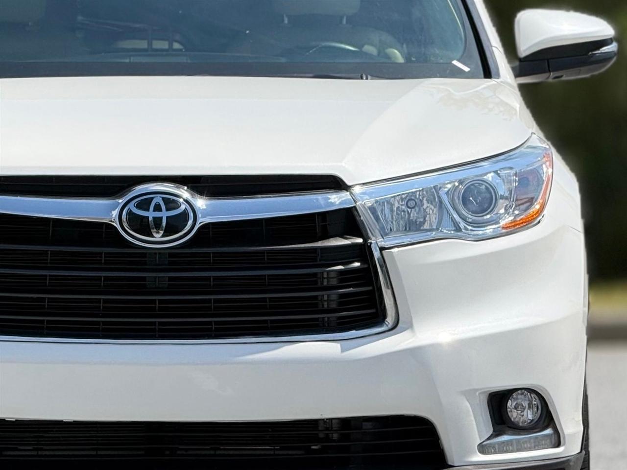 Toyota Highlander  2015