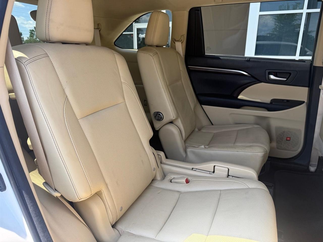 Toyota Highlander  2015