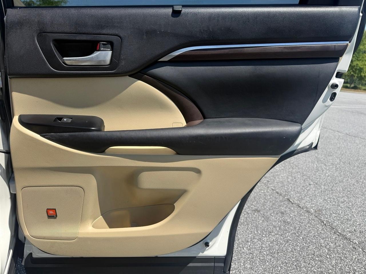 Toyota Highlander  2015