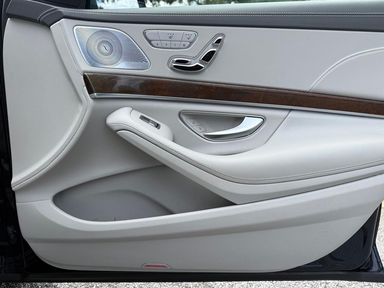 Mercedes-Benz S-Class  2015