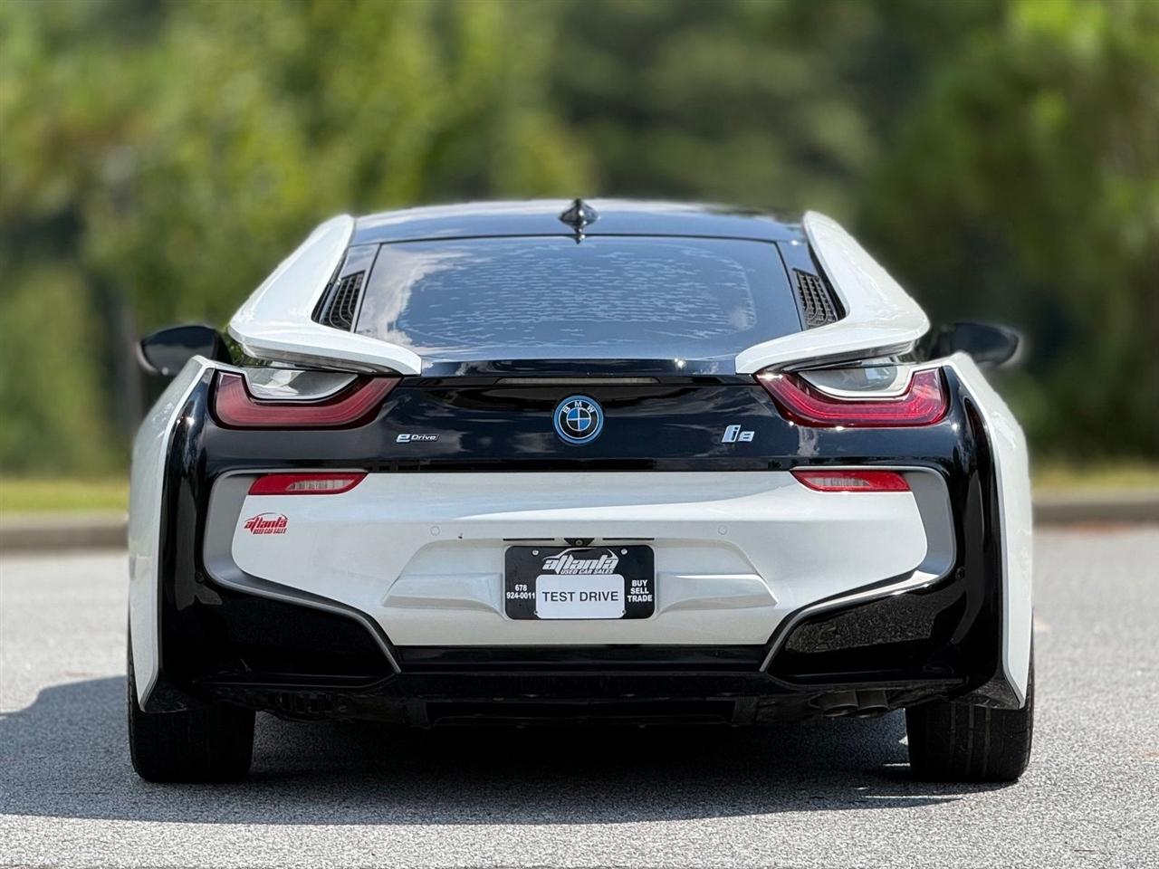 BMW i8  2016