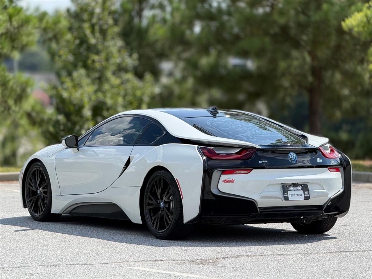 BMW i8  2016
