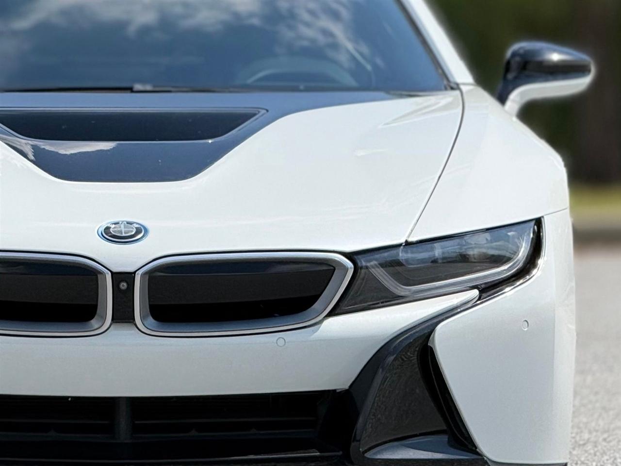 BMW i8  2016