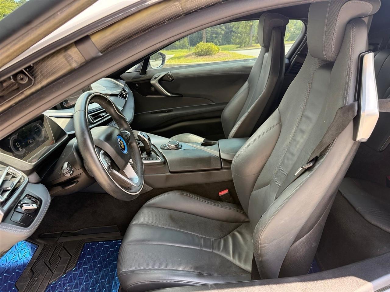 BMW i8  2016