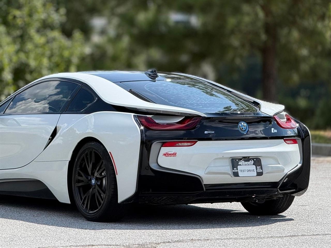 BMW i8  2016
