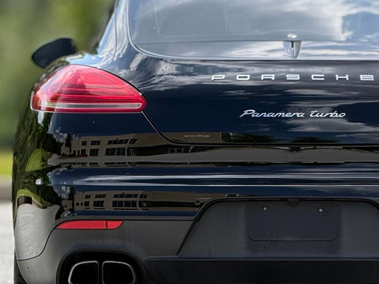 Porsche Panamera  2014