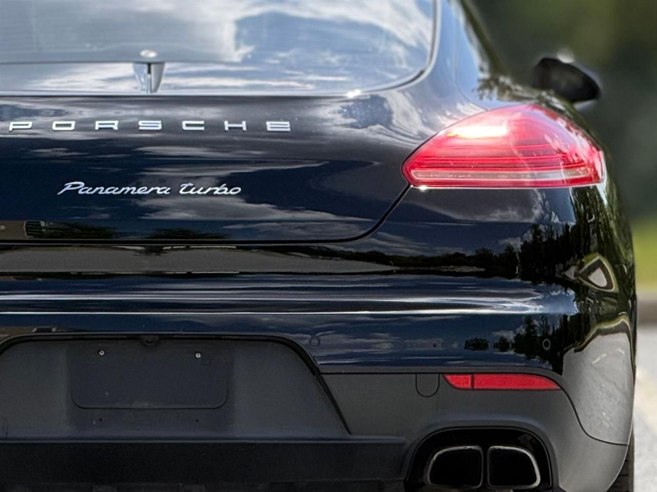 Porsche Panamera  2014