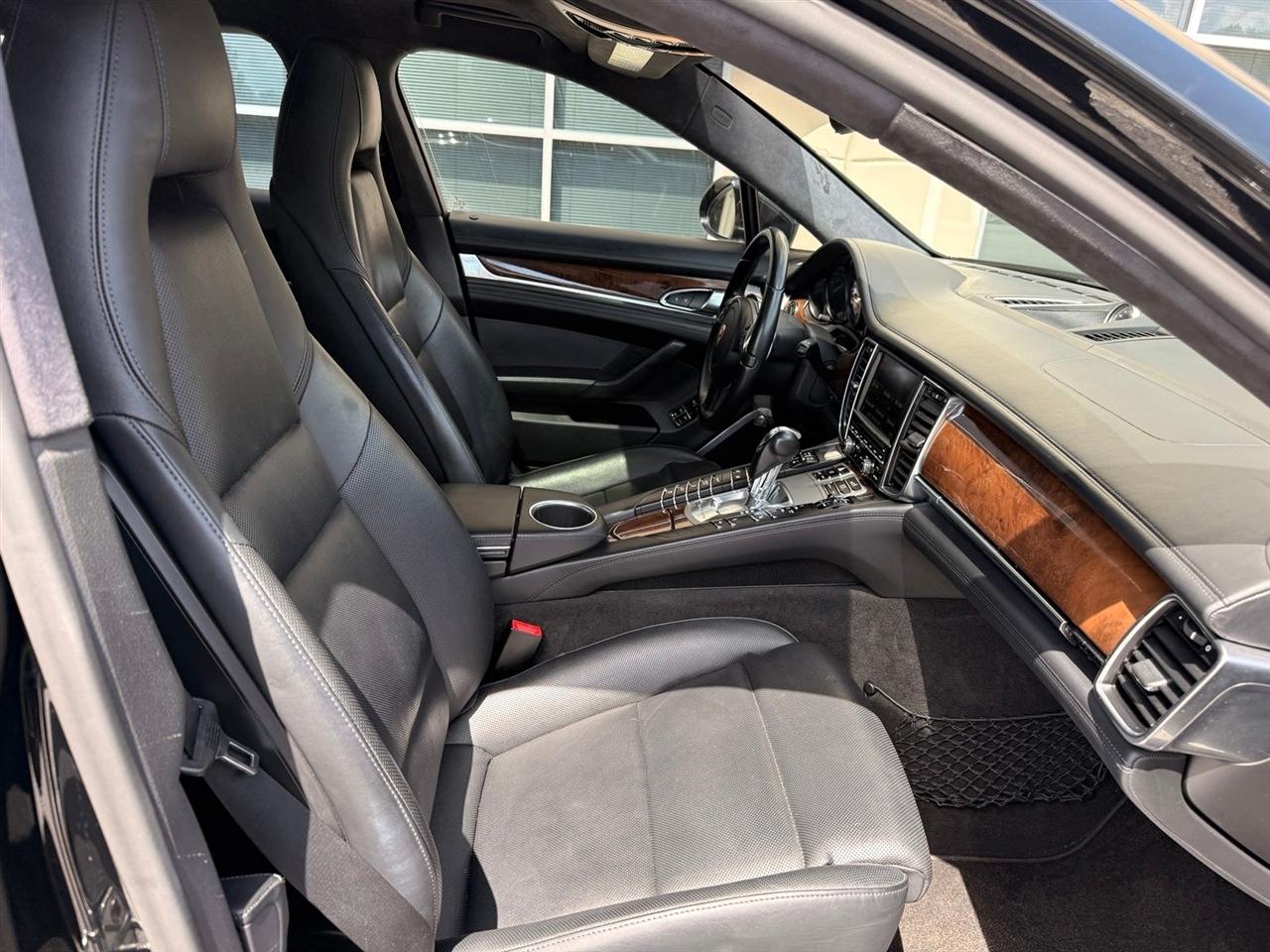 Porsche Panamera  2014