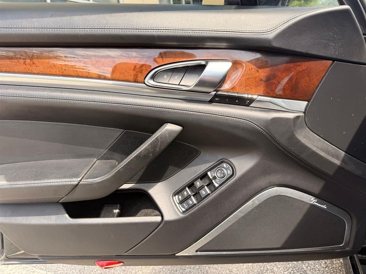 Porsche Panamera  2014