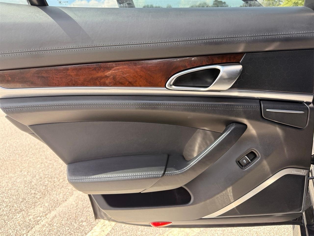 Porsche Panamera  2014