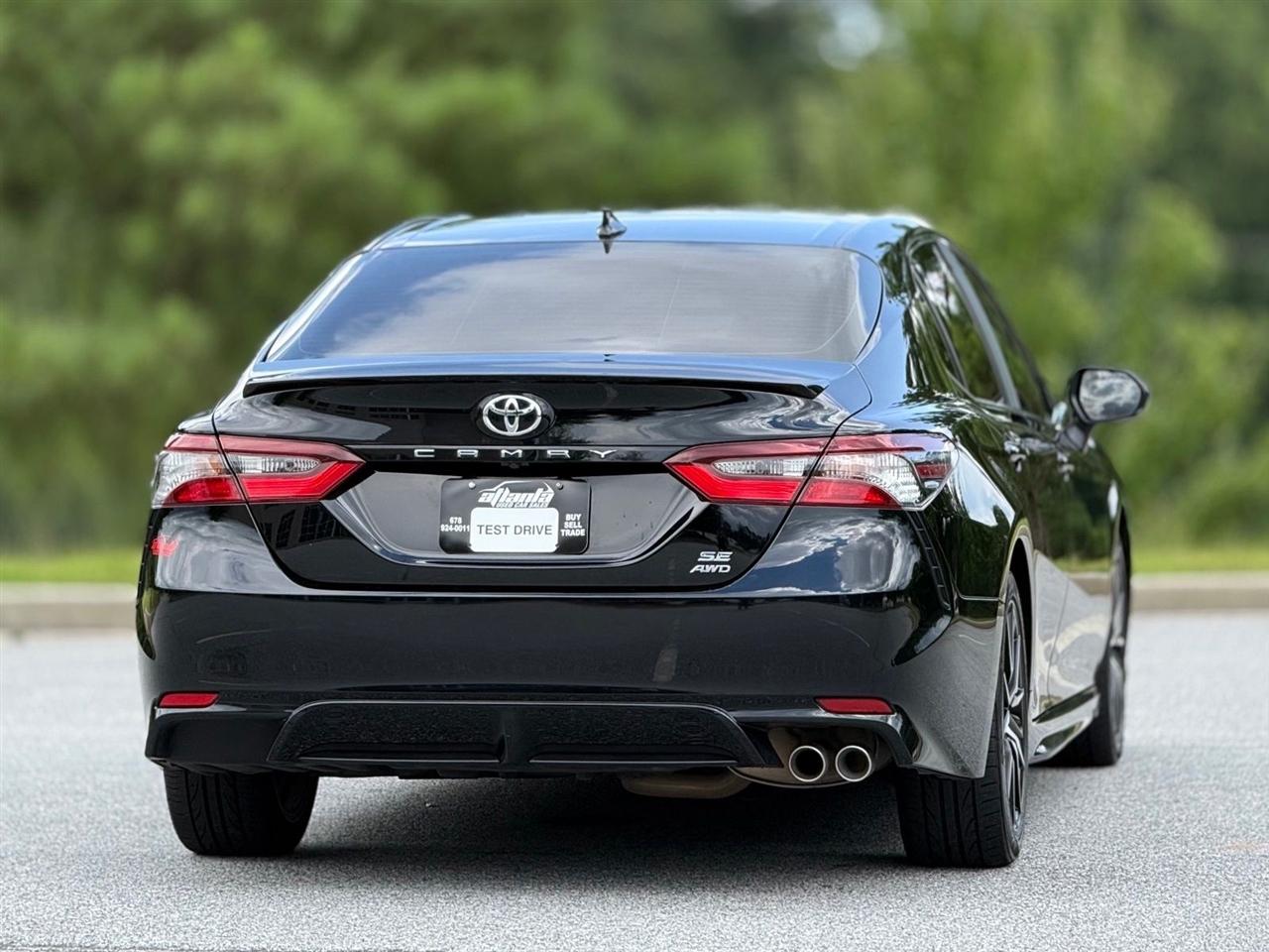 Toyota Camry  2021