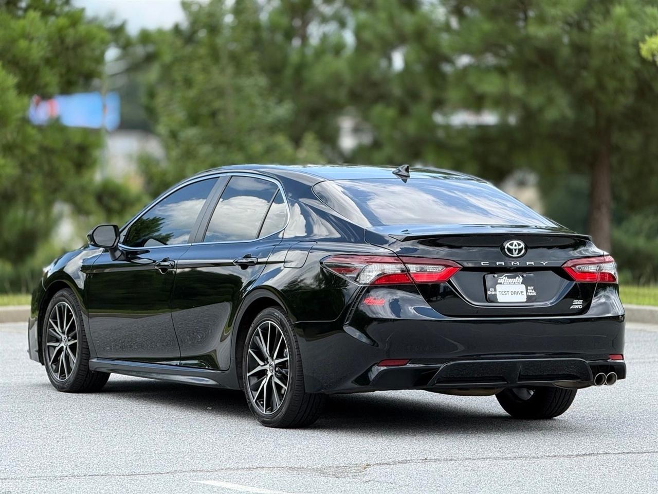 Toyota Camry  2021