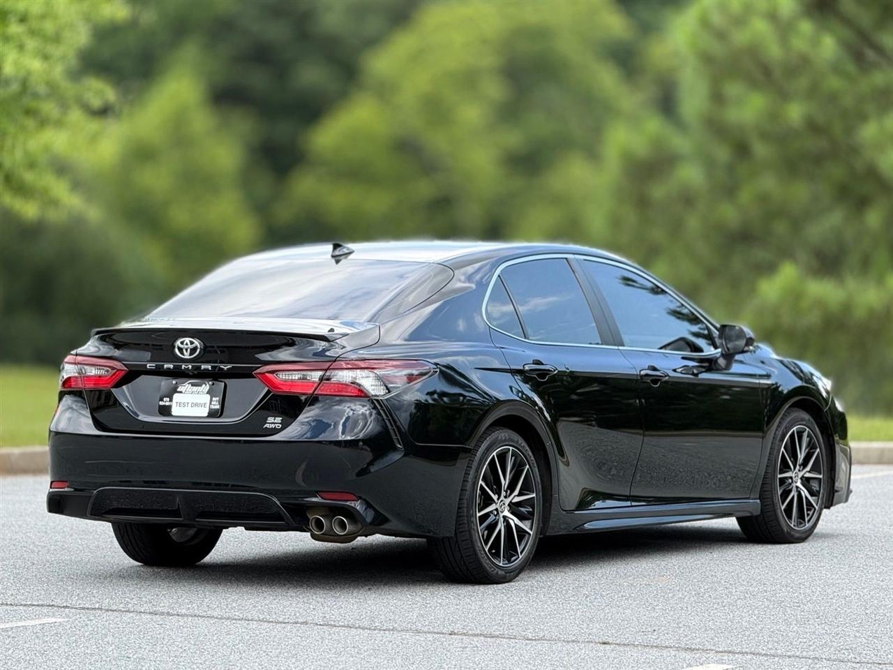 Toyota Camry  2021