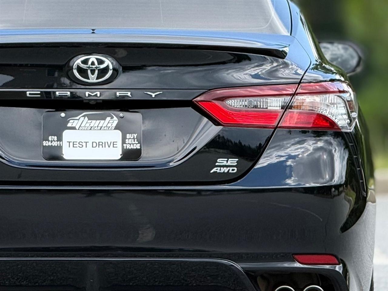 Toyota Camry  2021