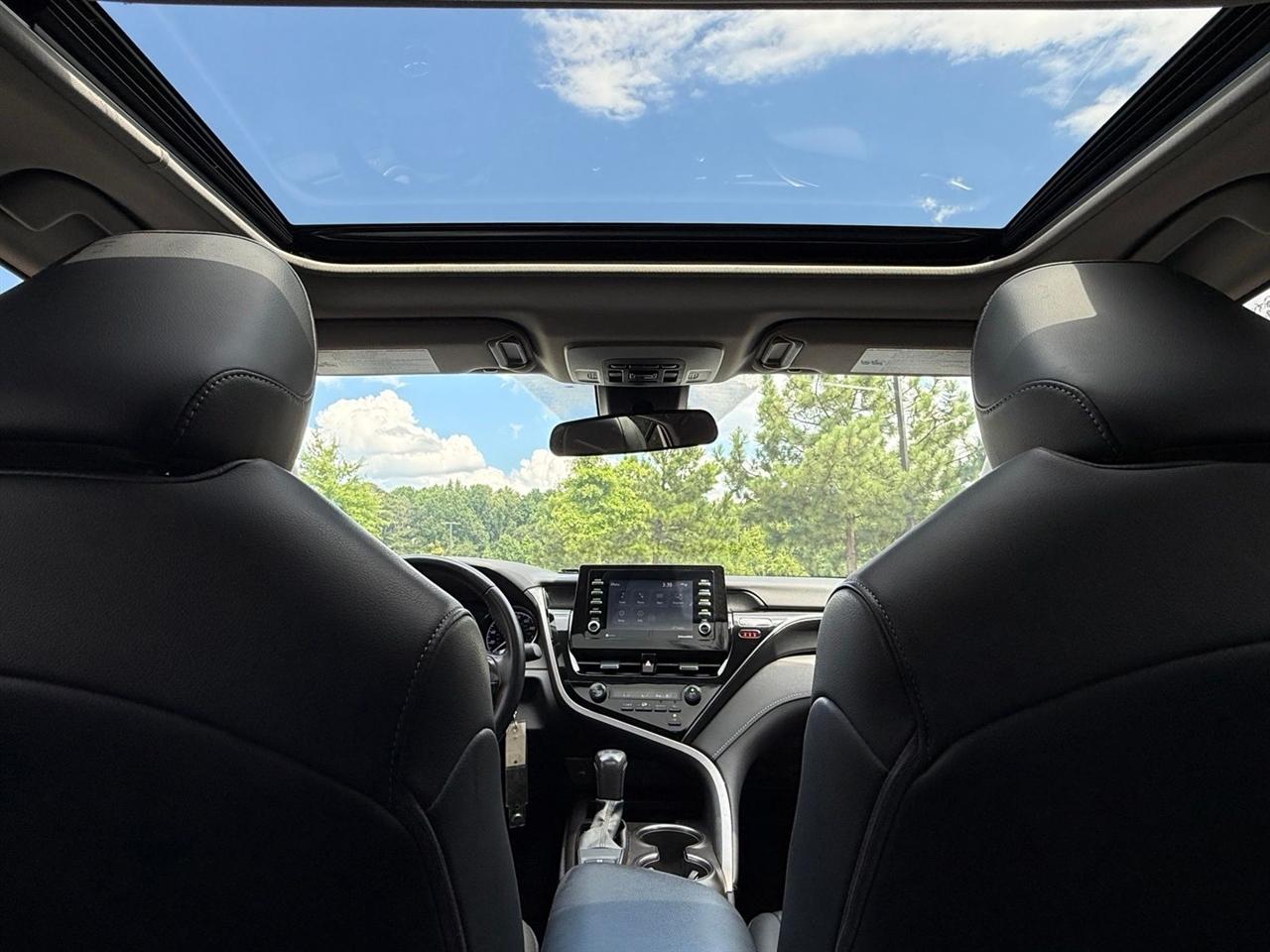 Toyota Camry  2021