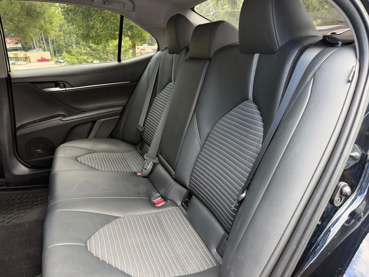 Toyota Camry  2021