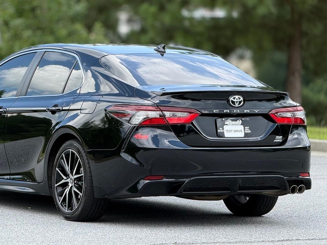 Toyota Camry  2021