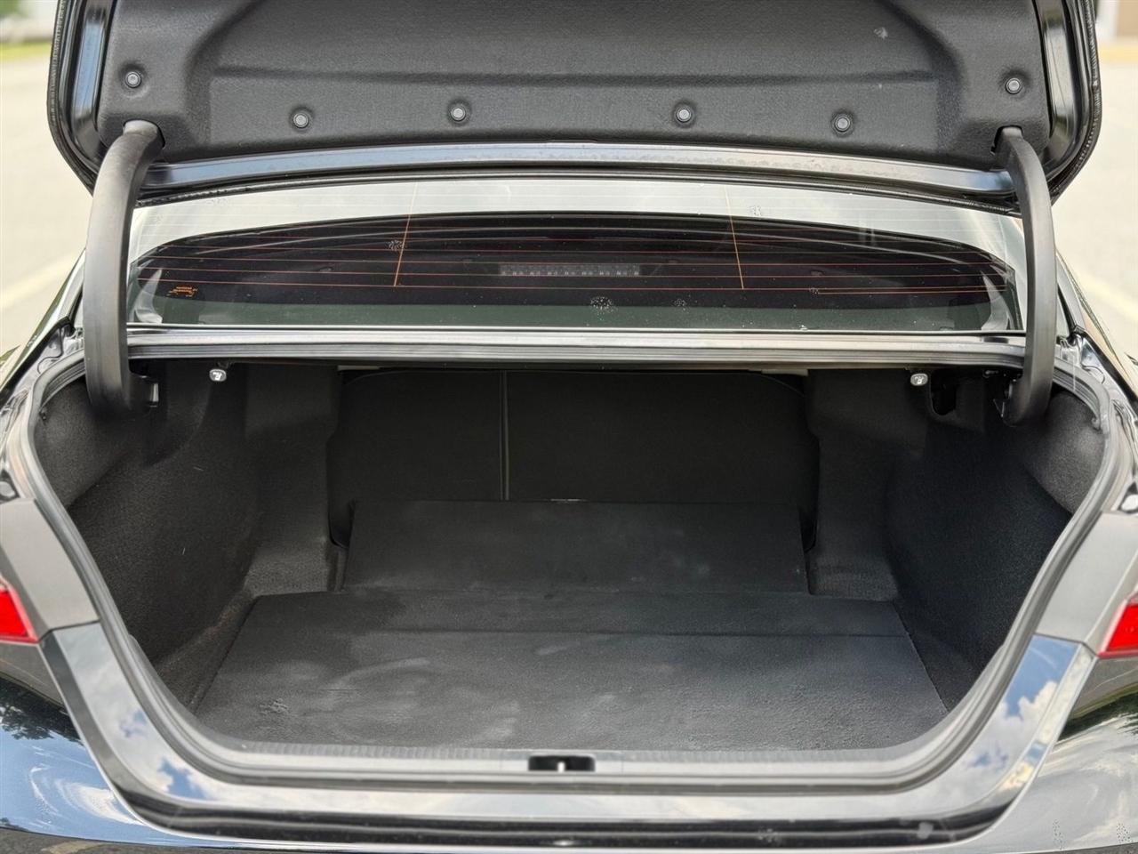 Toyota Camry  2021