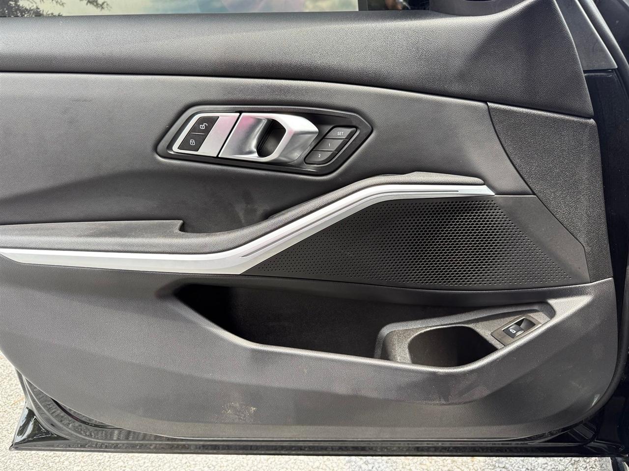 BMW 3 Series  2019