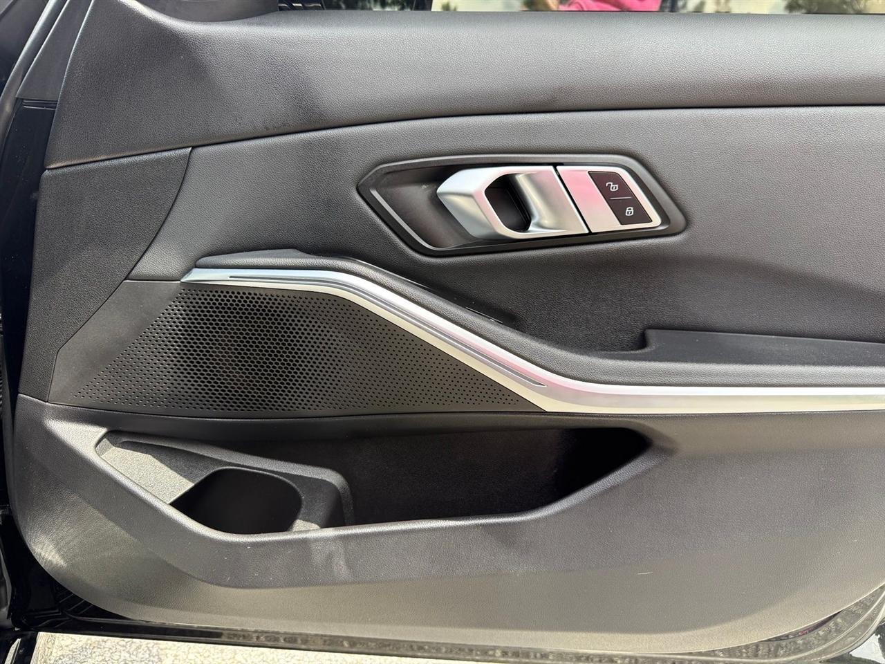 BMW 3 Series  2019