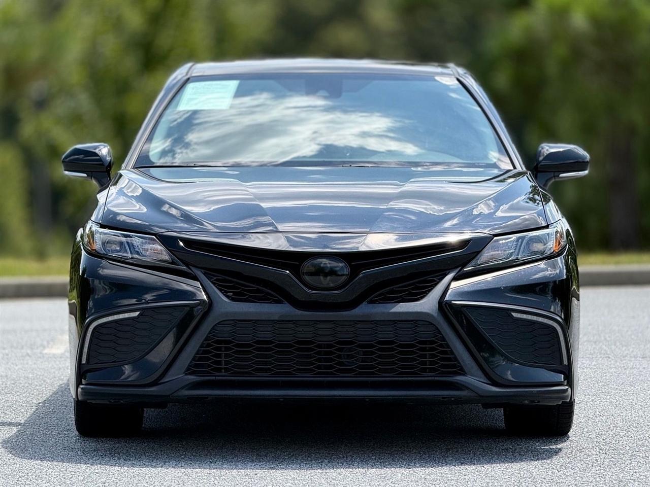 Toyota Camry  2023